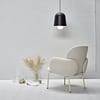 sfeer dost loungestoel en cone hanglamp puik design