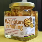 Walnoten in honing